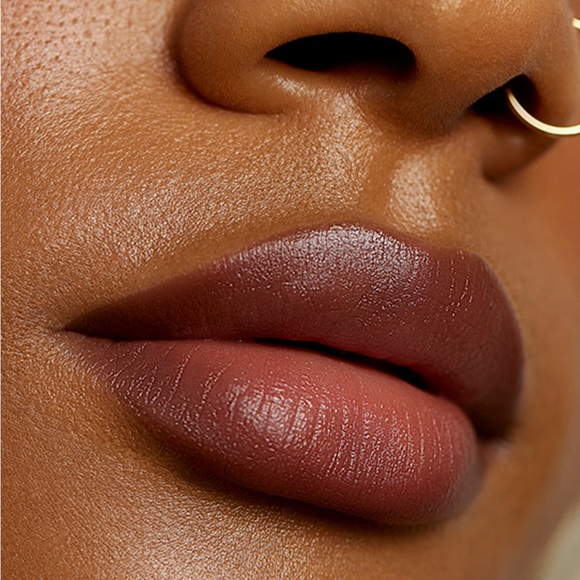 EM Cosmetics Divine Skies Eye Shadow Palette PLUS Soft Blur Velvet Lip Liner… - Picture 4 of 13